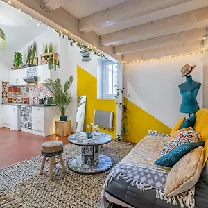 suite-en-plein-coeur-du-panier-vieux-port.fr-provencehotel.com/