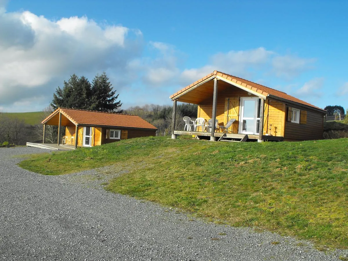 Bussieres  Les Chalets Du Piou  Bussieres (Loire)