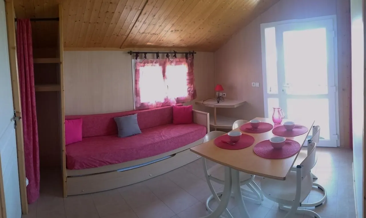Bussieres  Les Chalets Du Piou